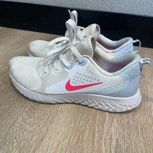 Nike React Legend